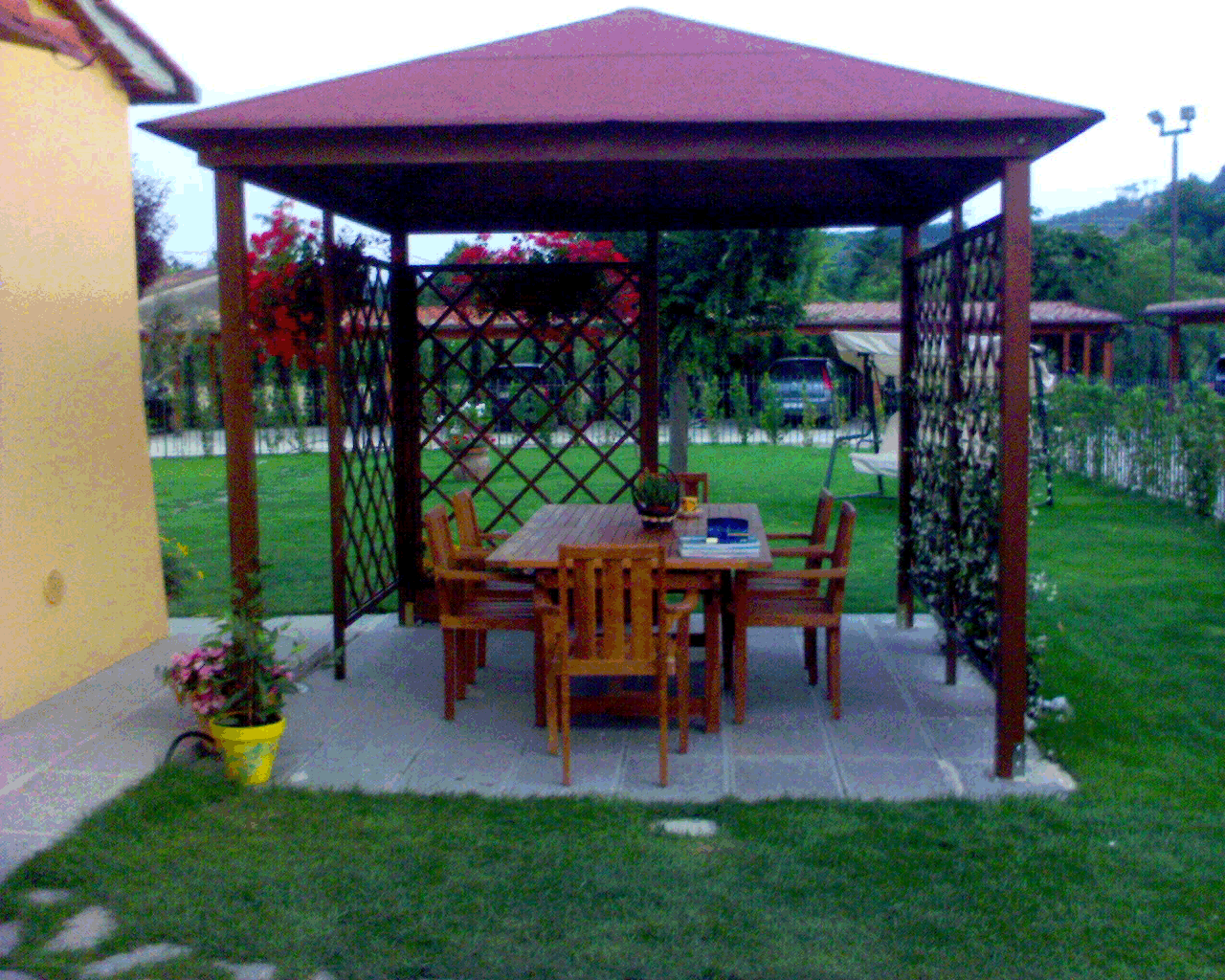 Gazebo320x320